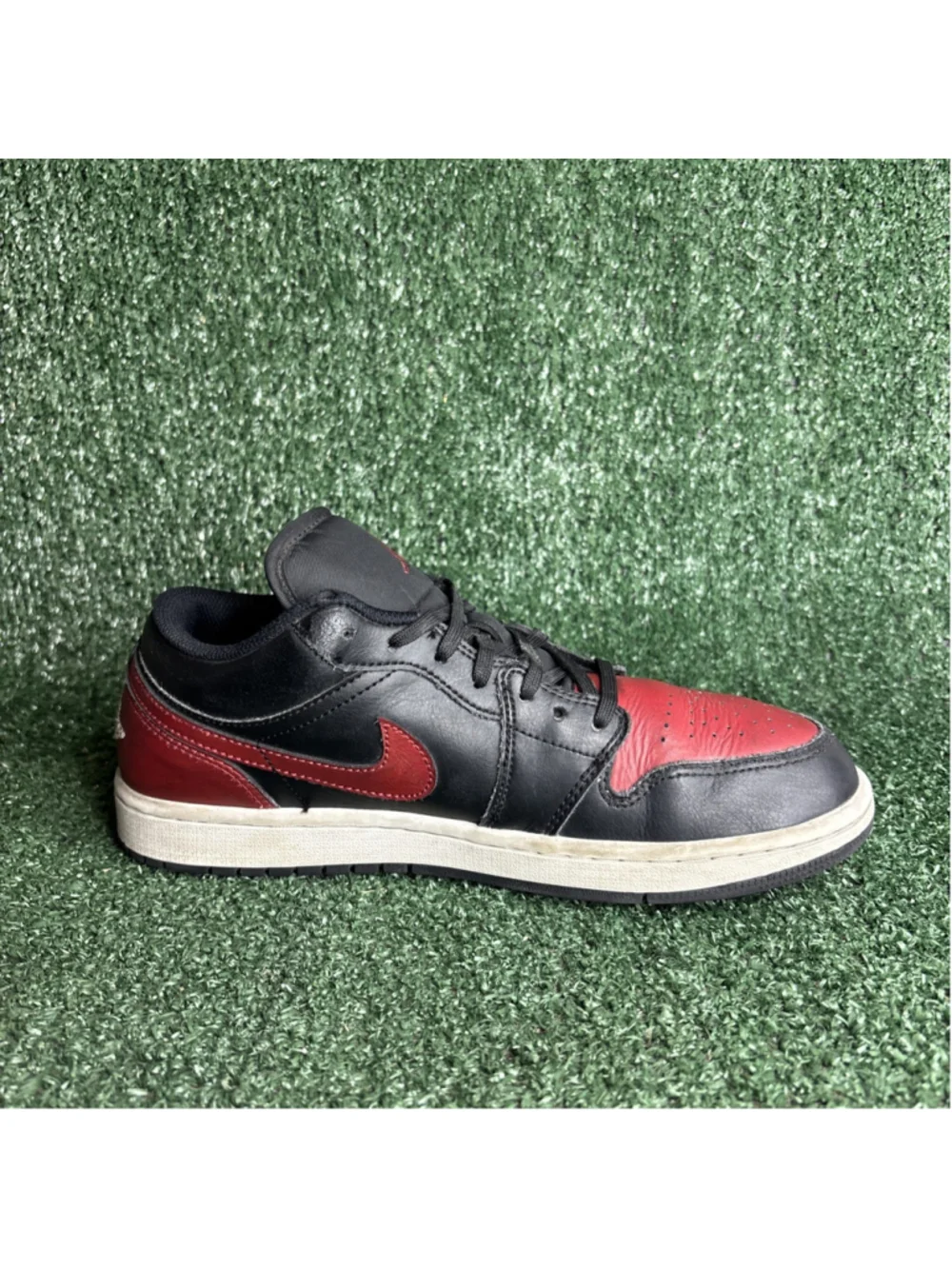 Nike‎ Air Jordan 1 Low Bred Black Red White 553558-067 Mens Size 8